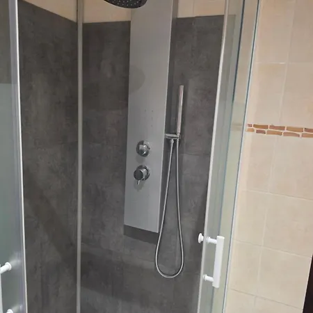 Apartment Loft Avec Jacuzzi Et Billard - Internet - Entree Autonome Brest