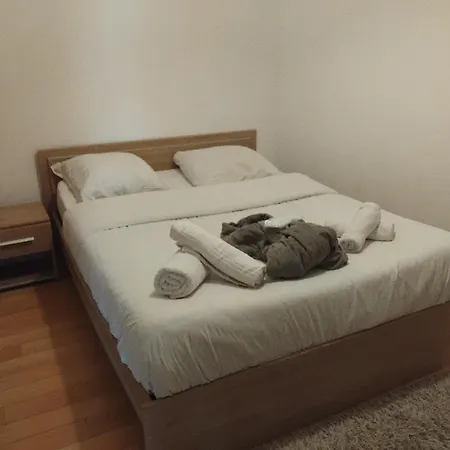 Loft Avec Jacuzzi Et Billard - Internet - Entree Autonome Apartment *