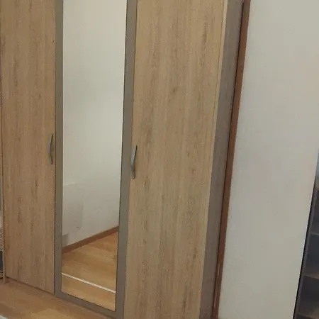 Loft Avec Jacuzzi Et Billard - Internet - Entree Autonome Apartment *